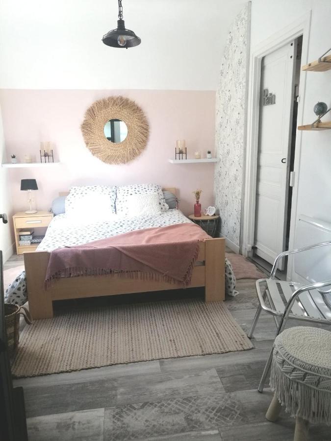 サン・ジョルジュ・ド・ディドンヌ Kaiola Bed & Breakfast エクステリア 写真